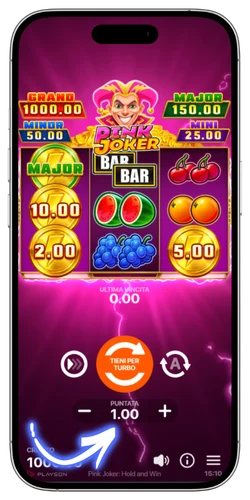 Pink Joker Hold and Win: impostare la puntata tra €0,20 e €100 per giro